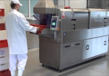 Máy rửa khay ăn cho các xí nghiệp và những lý do nên mua