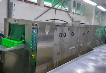 LẮP ĐẶT MÁY RỬA KHAY CÔNG SUẤT LỚN